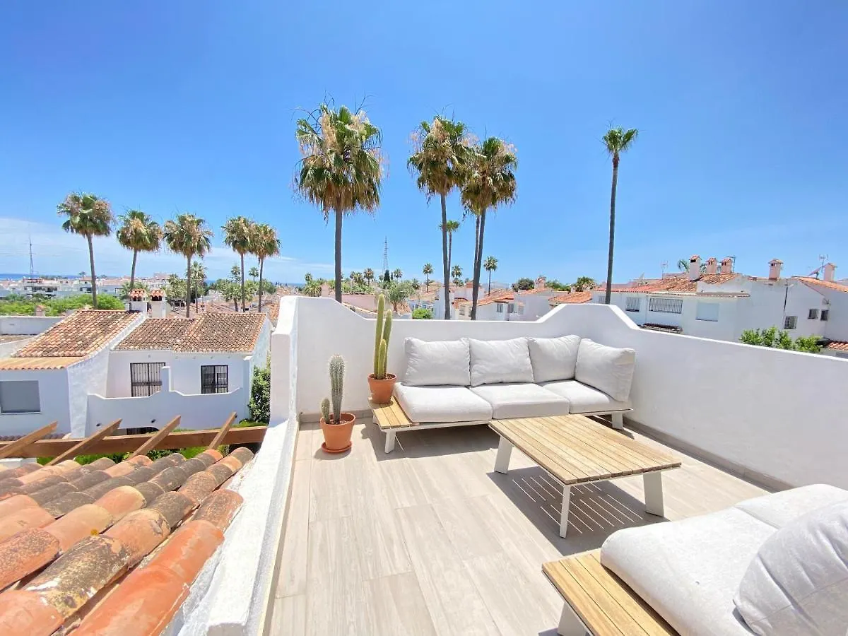 Townhouse W/Sea View & Garden Villa Estepona