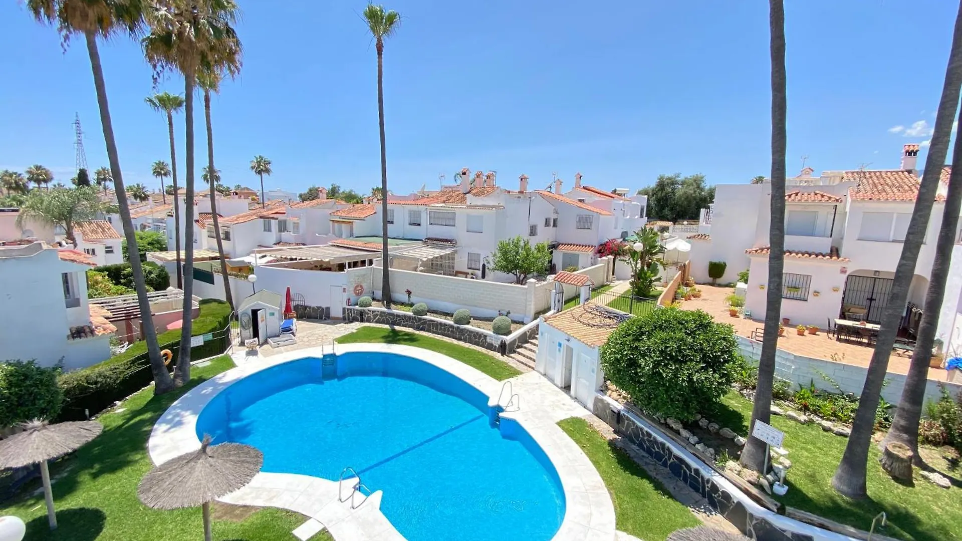Townhouse W/Sea View & Garden Villa Estepona Spain